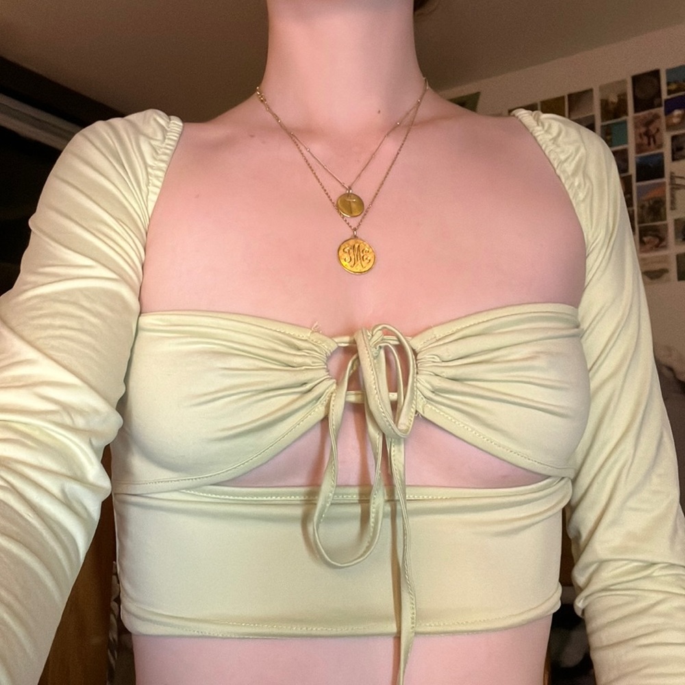 Green Long Sleeve Crop Top